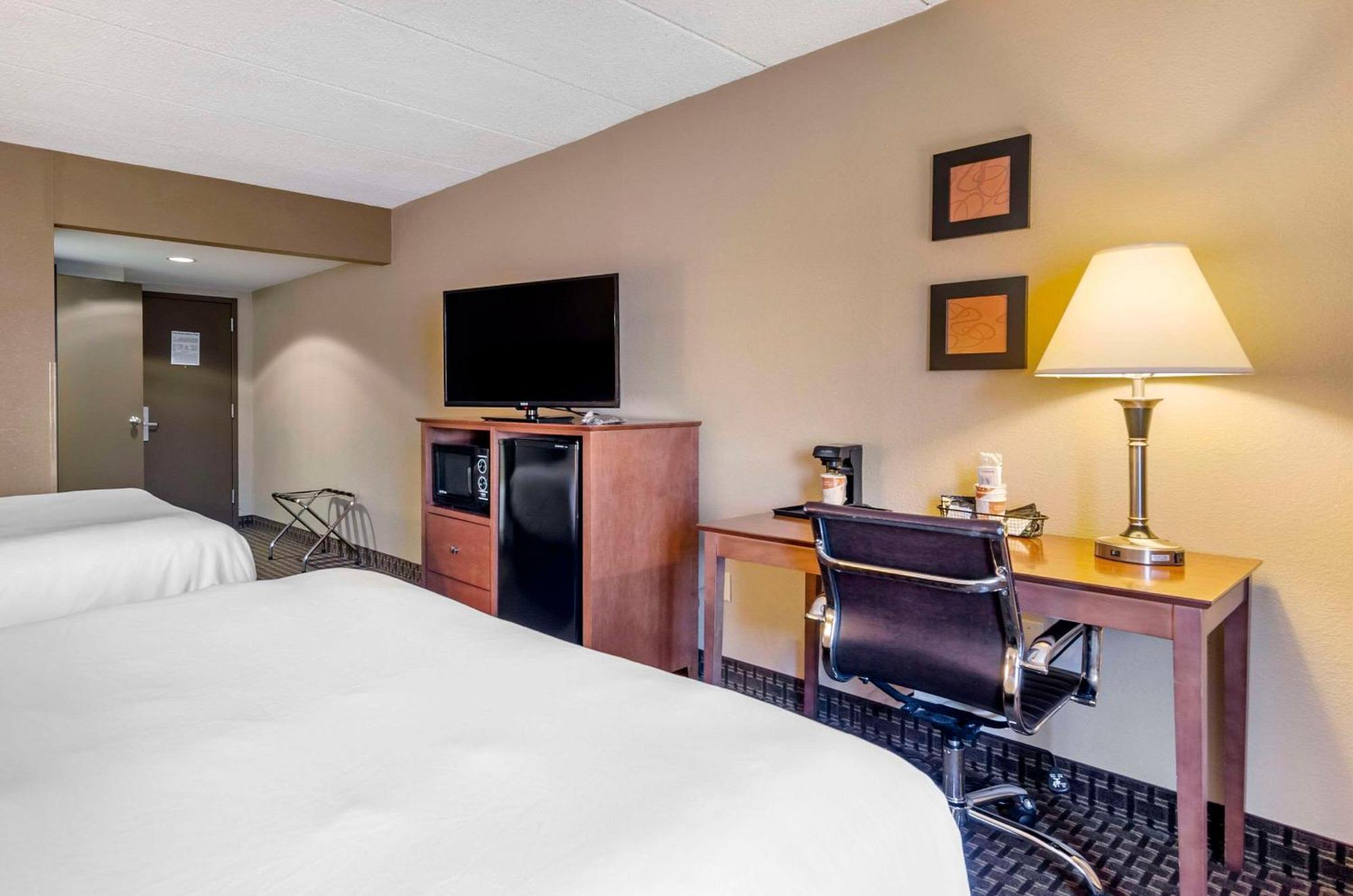 Comfort Inn & Suites Raphine - Lexington Near I-81 And I-64 Eksteriør bilde