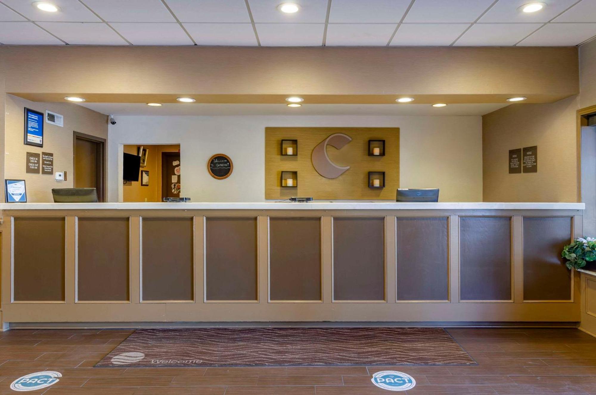 Comfort Inn & Suites Raphine - Lexington Near I-81 And I-64 Eksteriør bilde