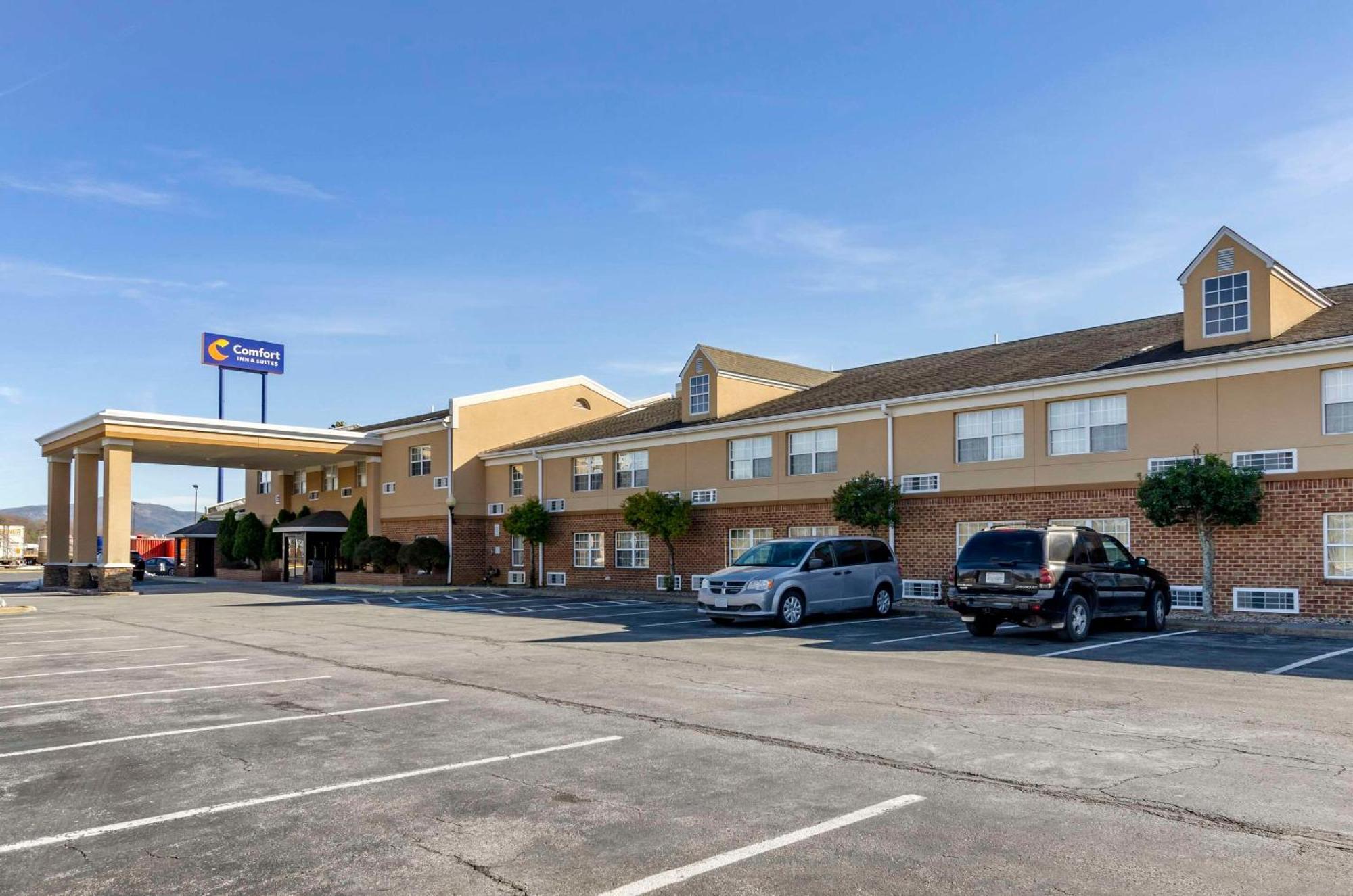 Comfort Inn & Suites Raphine - Lexington Near I-81 And I-64 Eksteriør bilde