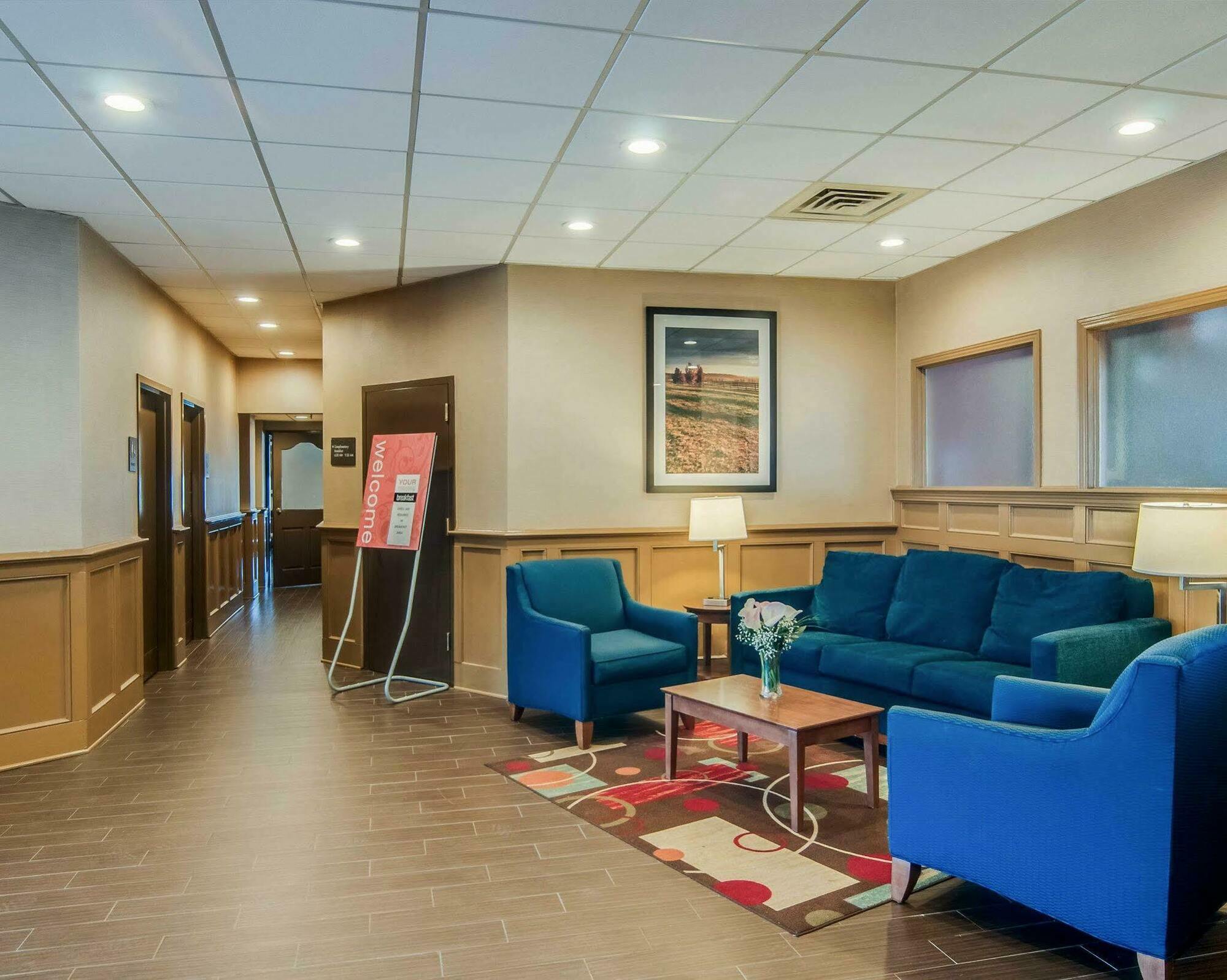 Comfort Inn & Suites Raphine - Lexington Near I-81 And I-64 Eksteriør bilde